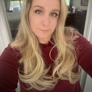 Super Long 22" Halo Highlighted Blonde Platinum and Dark Extensions Silky Mint